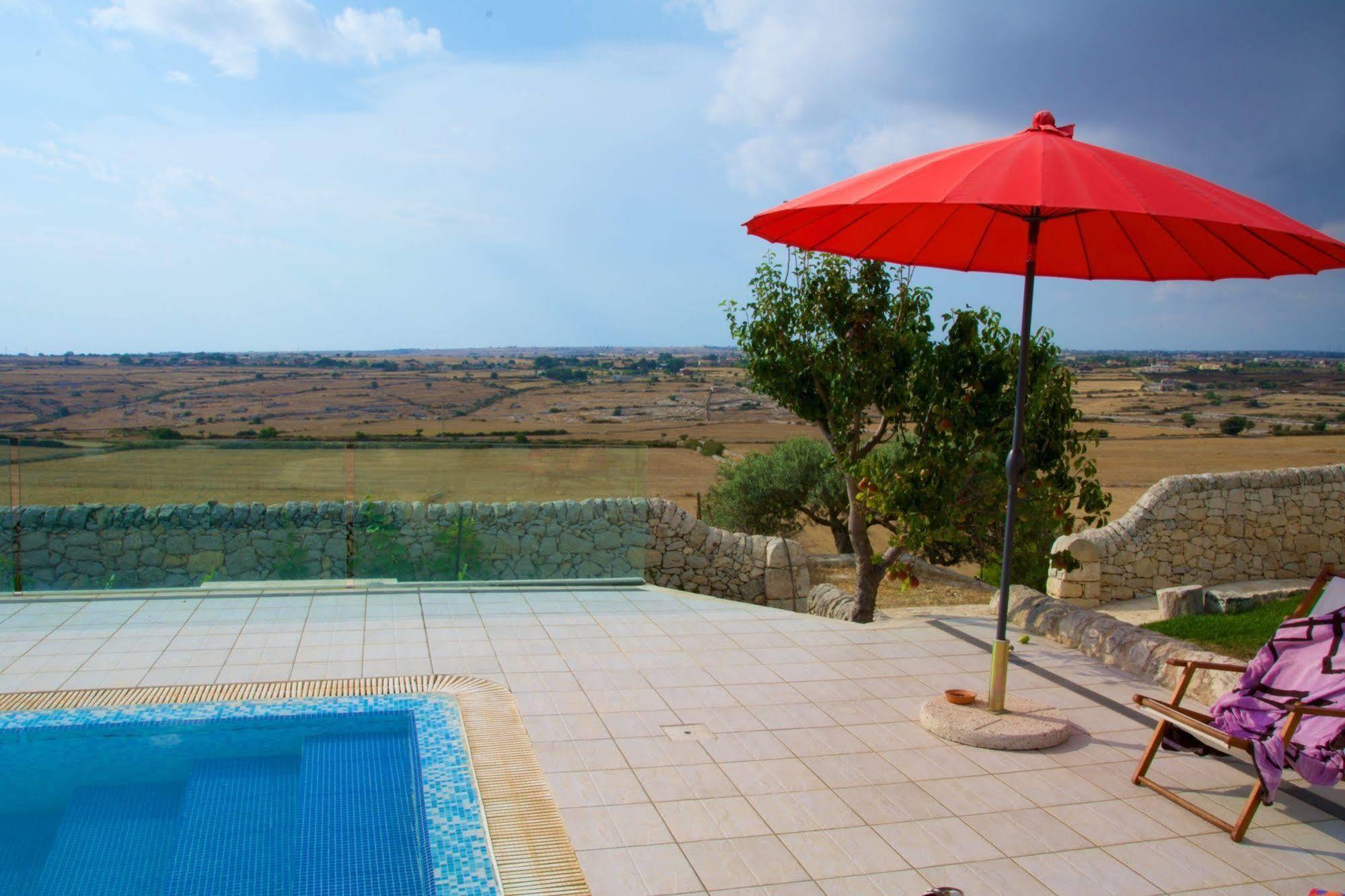 Relais Cimillà B&B Ragusa Exterior foto